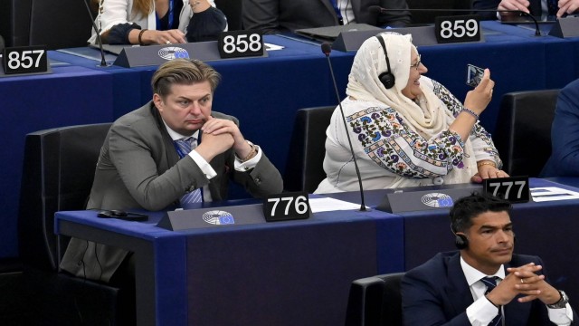 (VIDEO) Șoșoacă, în Parlamentul European. A atacat Ucraina