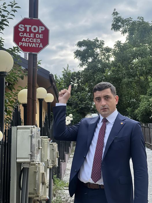 George Simion s-a dus la casa lui Alexandru Muraru. Vecinii i s-au plâns