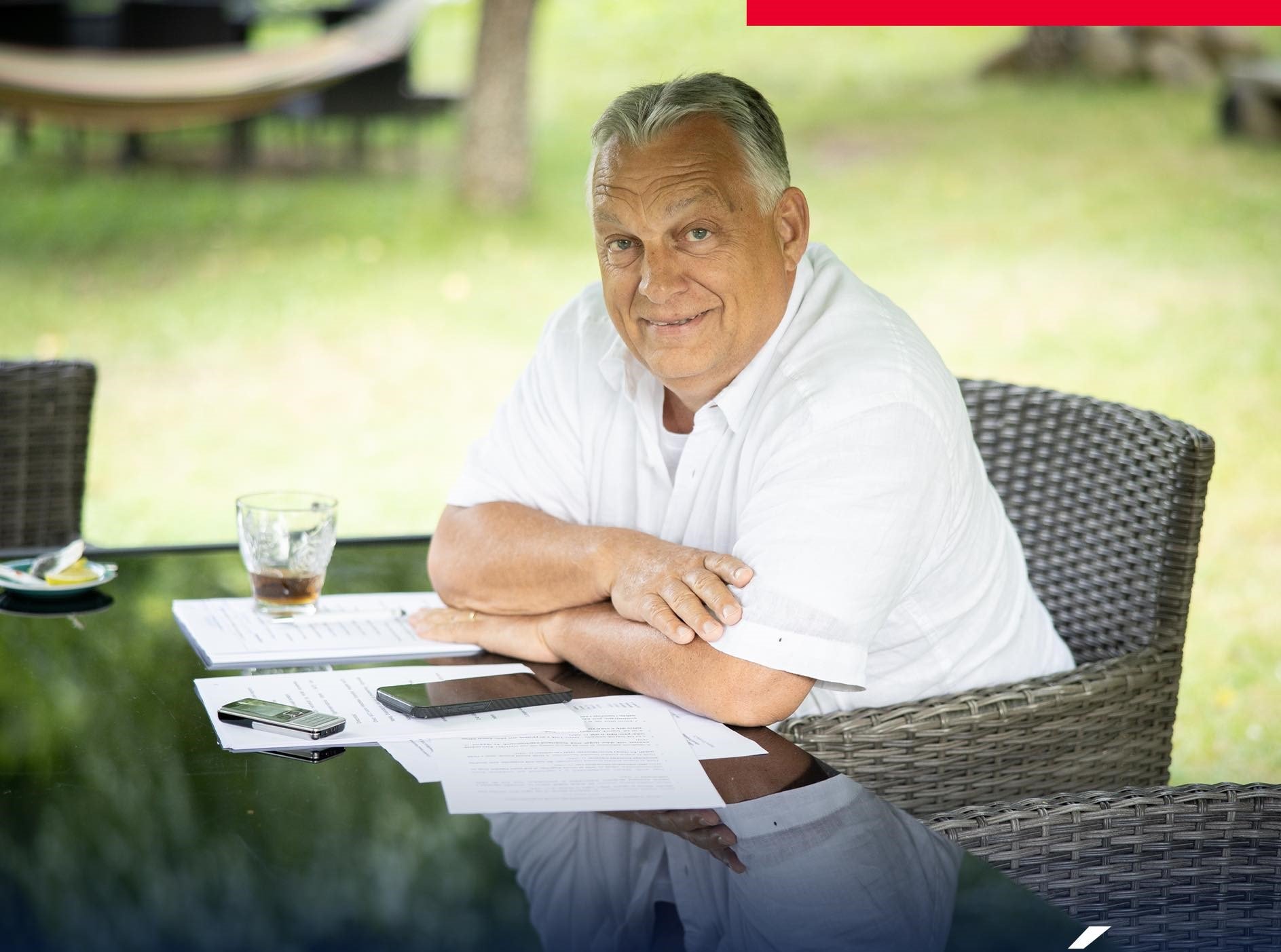 Noua bancă a familiei lui Viktor Orban mușcă din banii românești