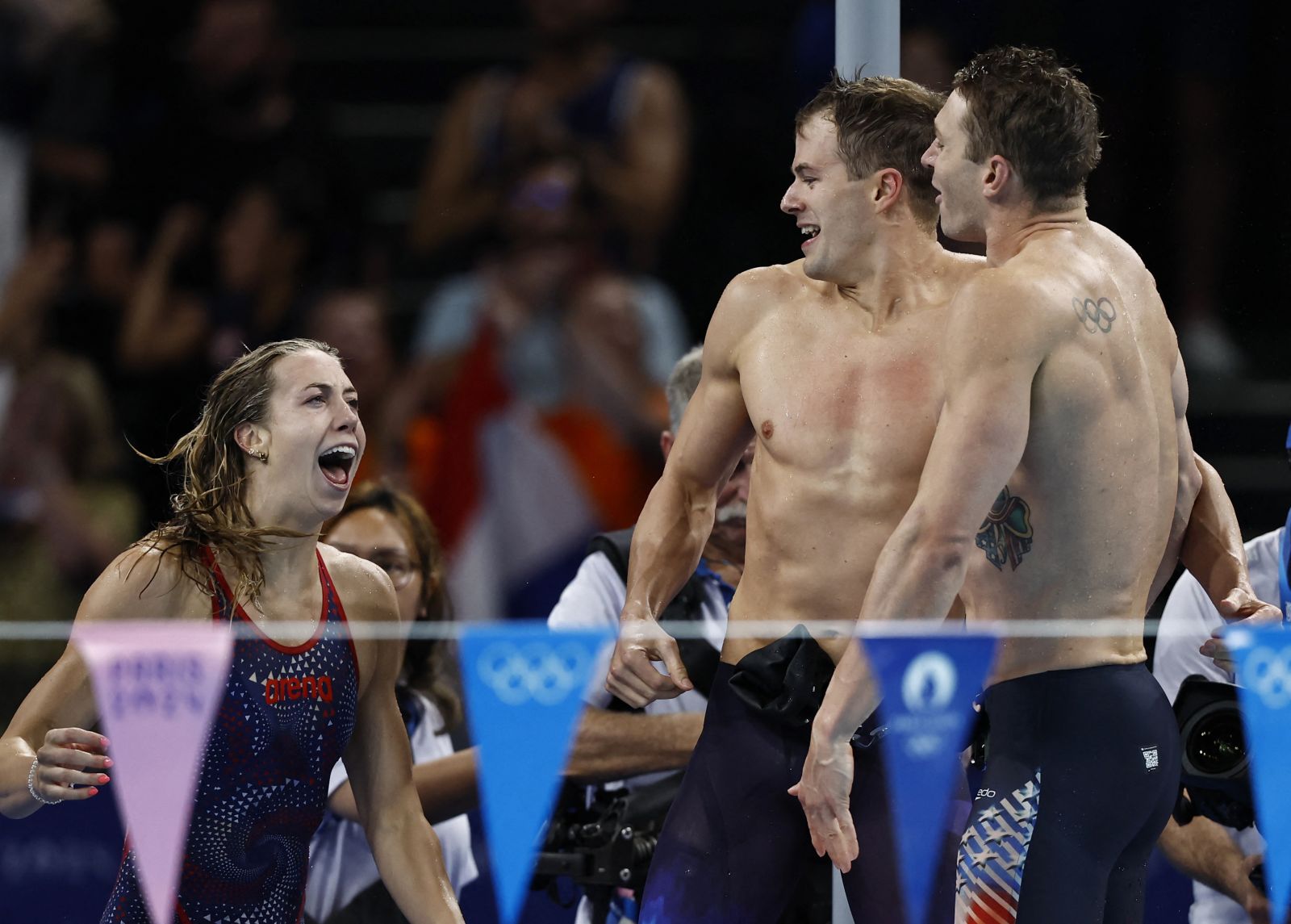 Aur şi record mondial pentru americani