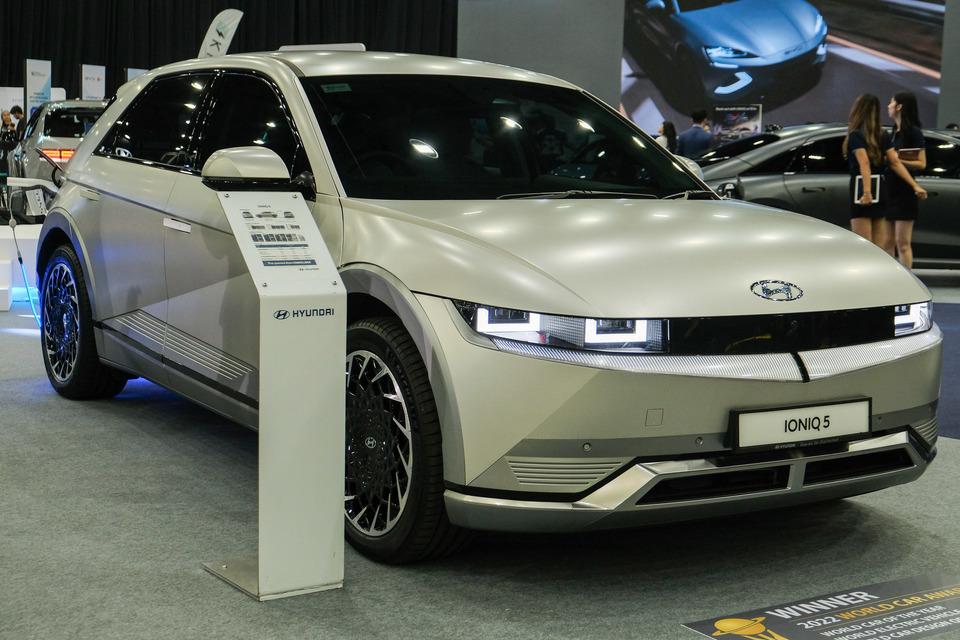 Țiriac, premiu câte o mașină pentru toți medaliații României la JO, nu doar pentru aur