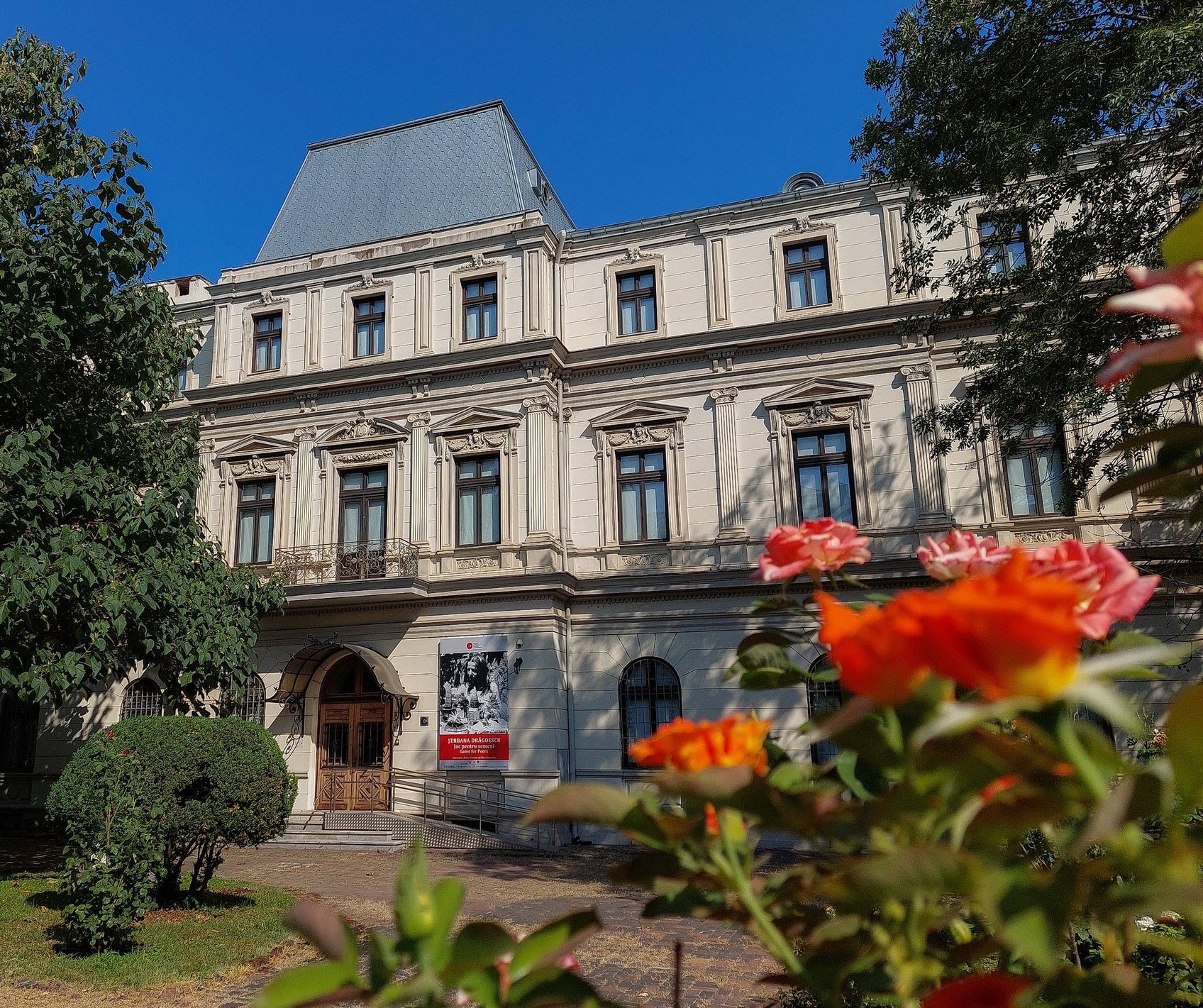 Atmosferă de neimaginat la Muzeul Naţional de Artă