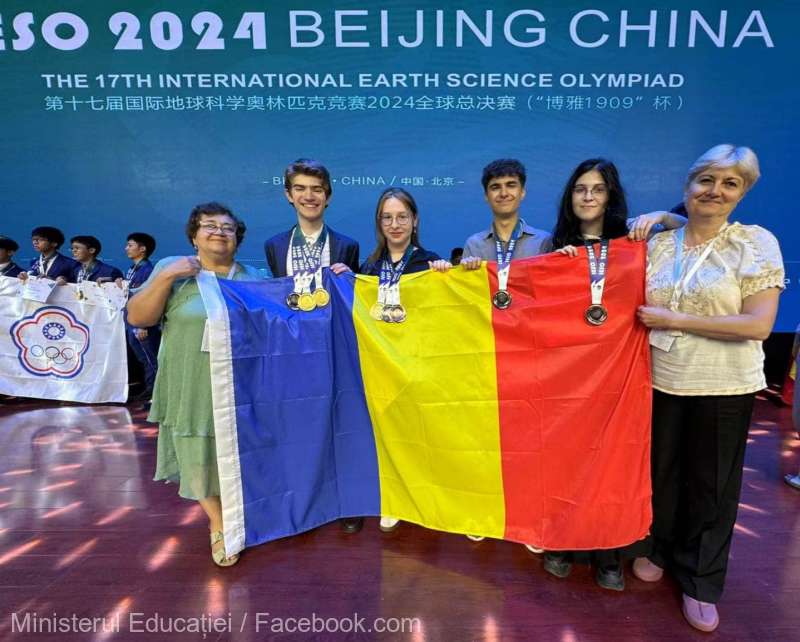 Elevii români au impresionat în China