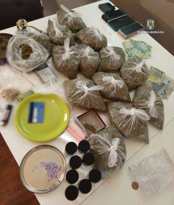 Droguri cu efecte devastatoare, făcute în casă