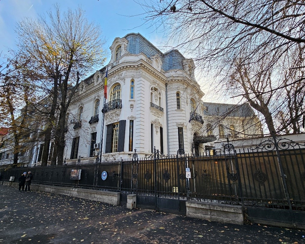 Patru demnitari, incompatibili și/sau în conflict de interese