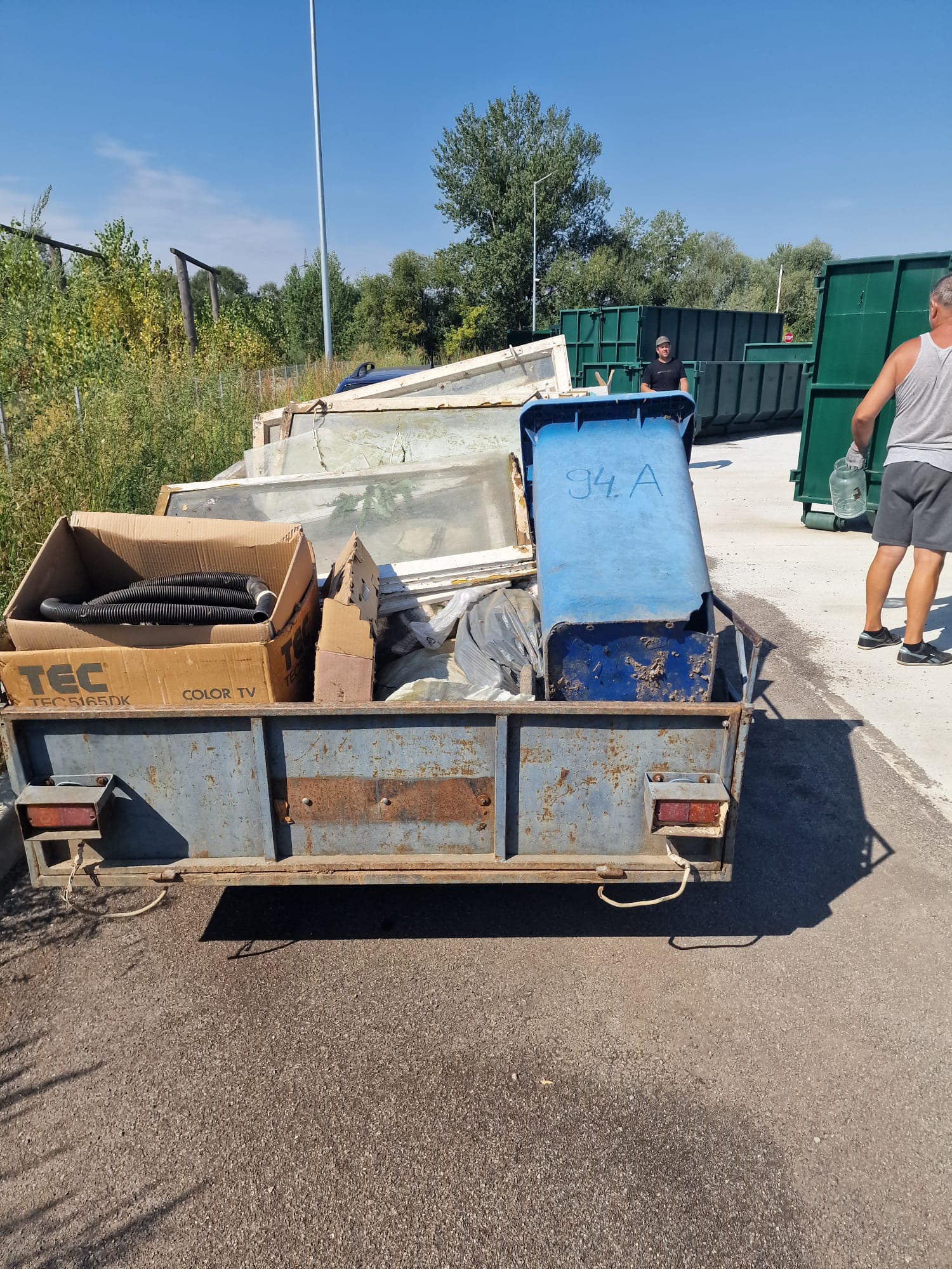 Bolojan îi scapă de gunoaiele mari