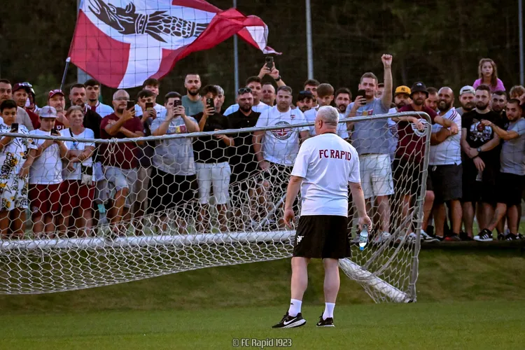 Șumudică a început circul la Rapid!  