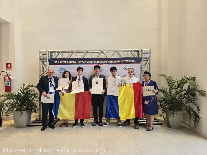 Foarte buni și la Astronomie. Medaliații care ne fac cinste