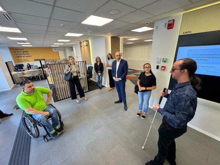 Noua vicepreședintă a PSD, impresionată după ce a vizitat o bancă