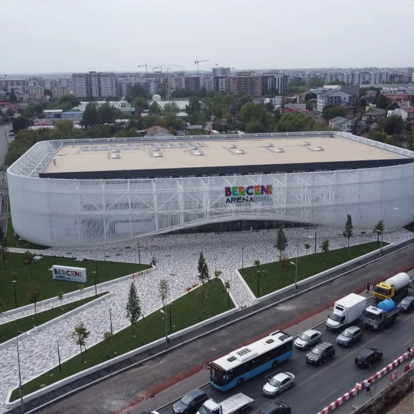 Cum arată Patinoarul Berceni Arena unde s-a dus Halep (foto)