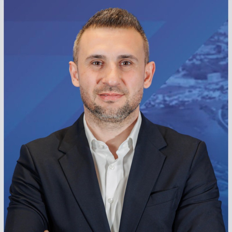 Salt de la Decathlon la Min. Energiei