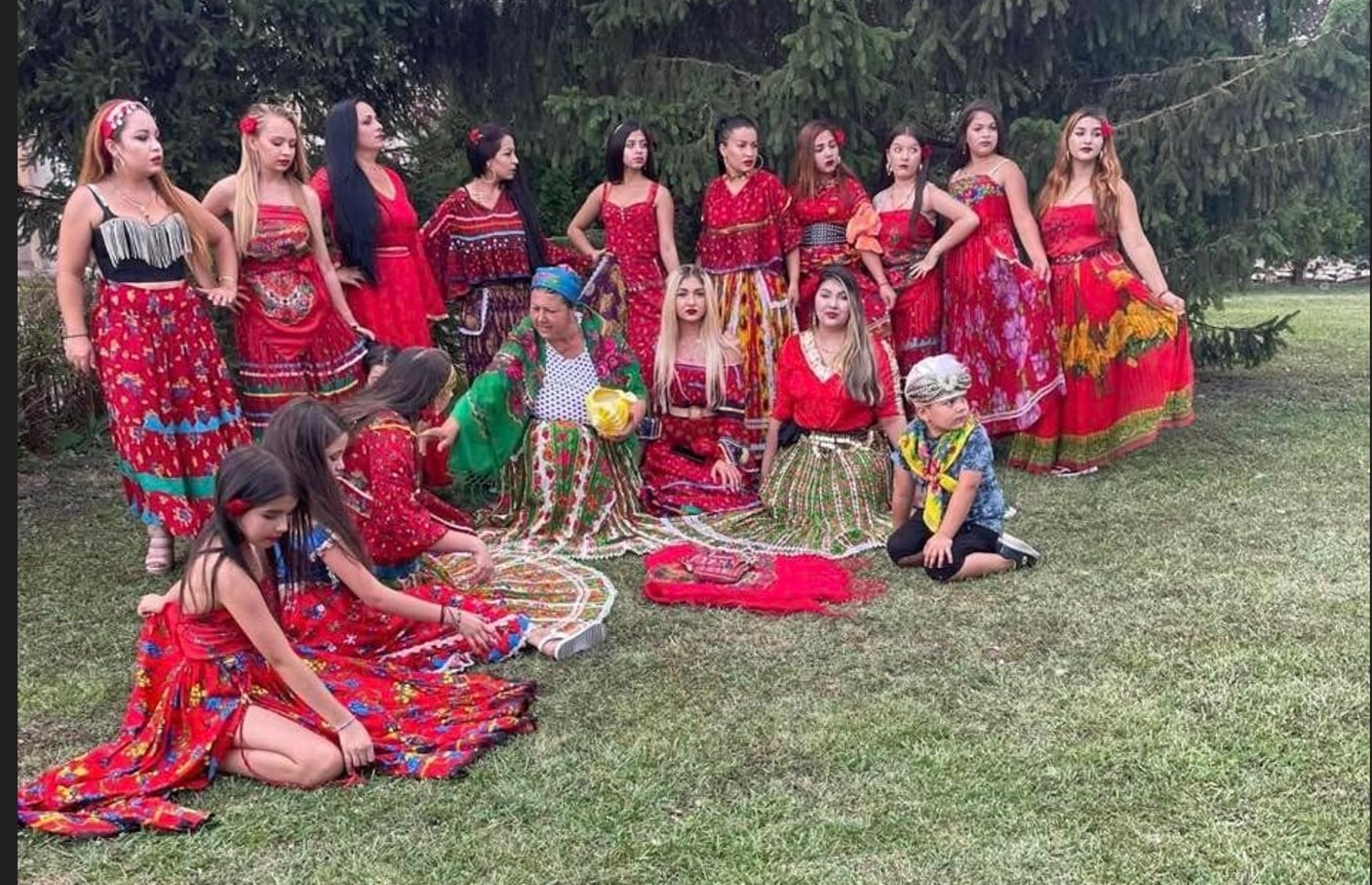 Romii se adună la Costești ca pe vremea lui Ion Cioabă