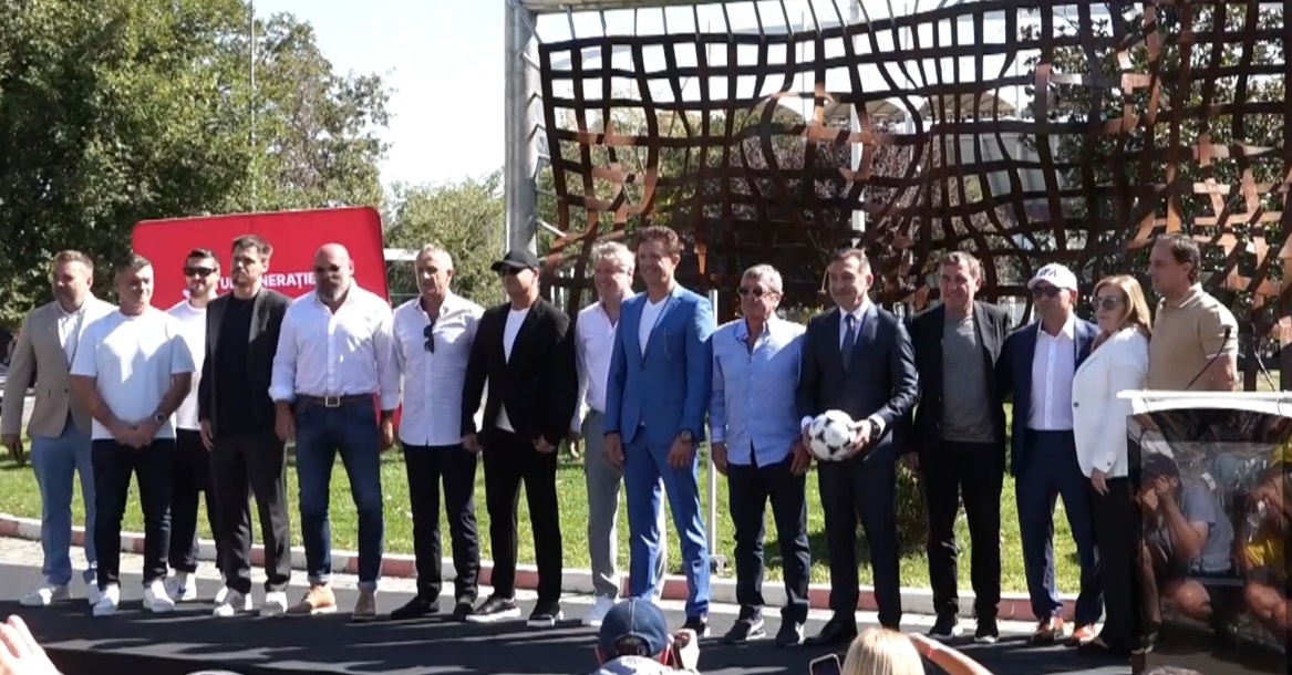 Dorința lui Hagi s-a îndeplinit: Generaţia de Aur are statuie