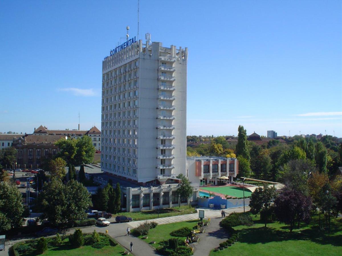 Amenințare cu bombă la hotelul unde era și Lasconi