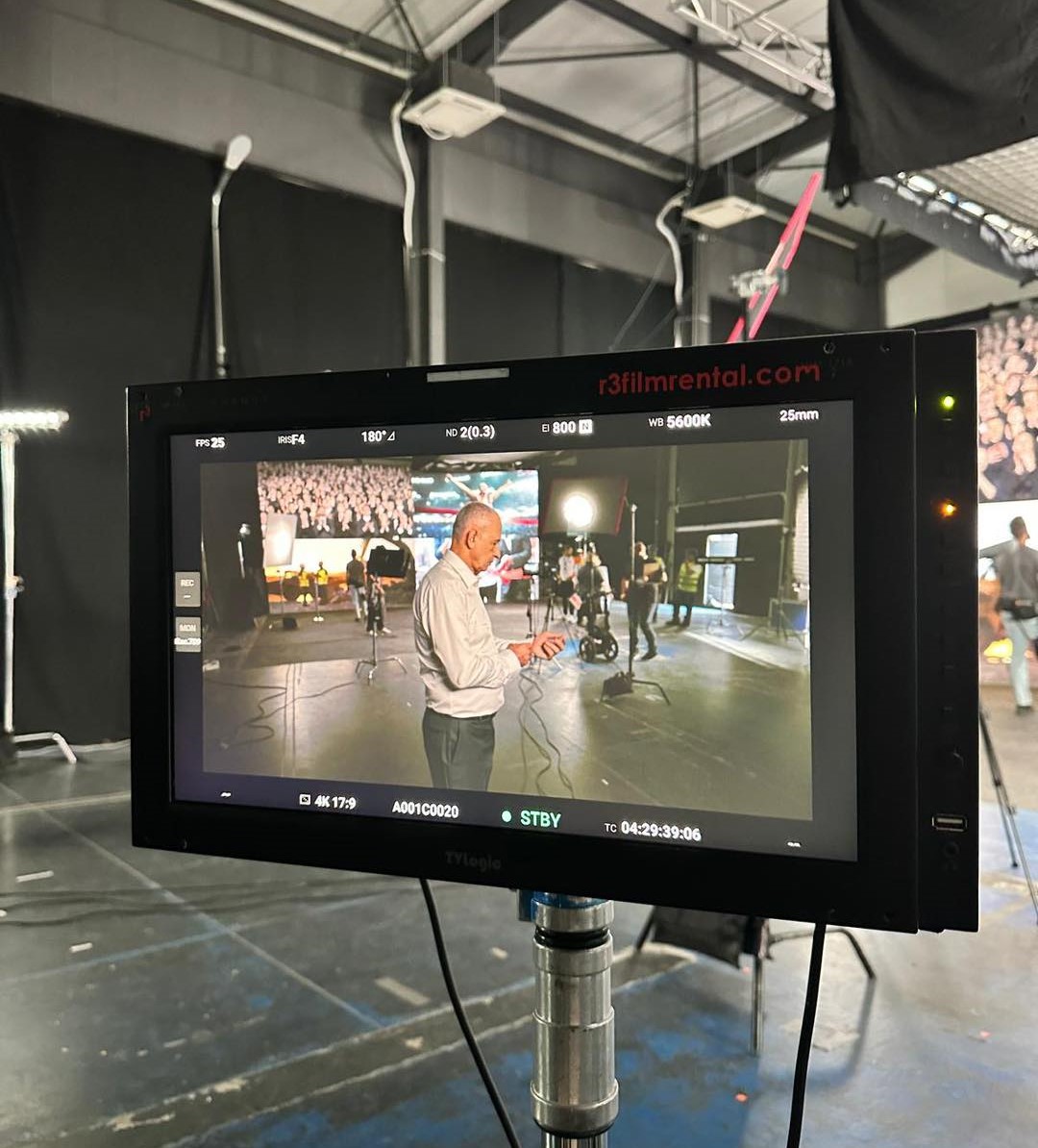 E oficial: Geoană candidează (video)