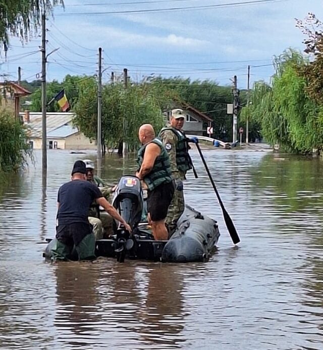 Detaşamente ale MApN au intervenit la Galaţi