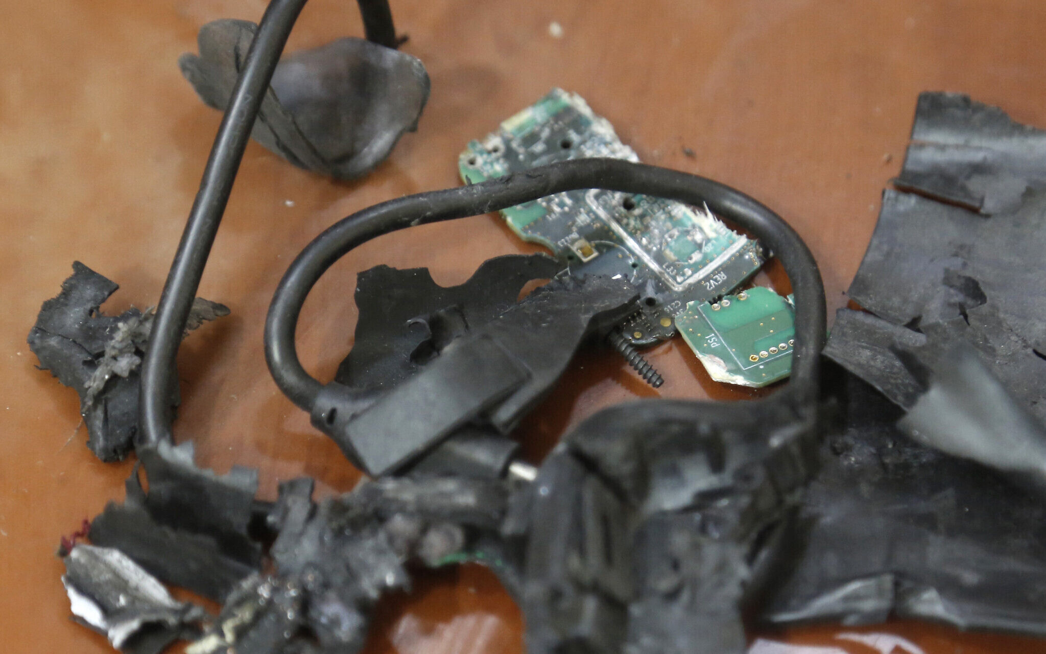 Pagere explozive: Suspect dat în urmărire