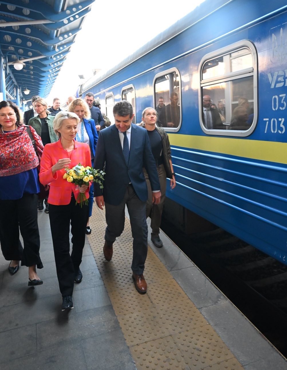 Ursula, tot un zâmbet, a ajuns la Kiev