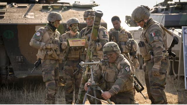 Franța va redeschide a patra bază aeriană cu arme nucleare