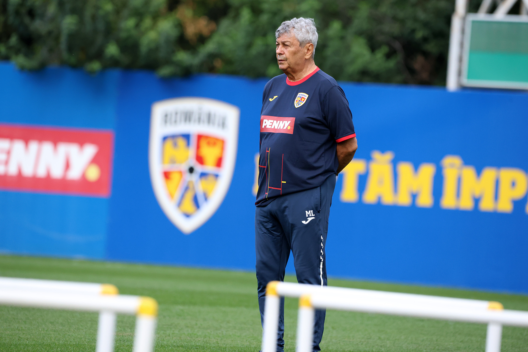 De ce a revenit Lucescu la Națională