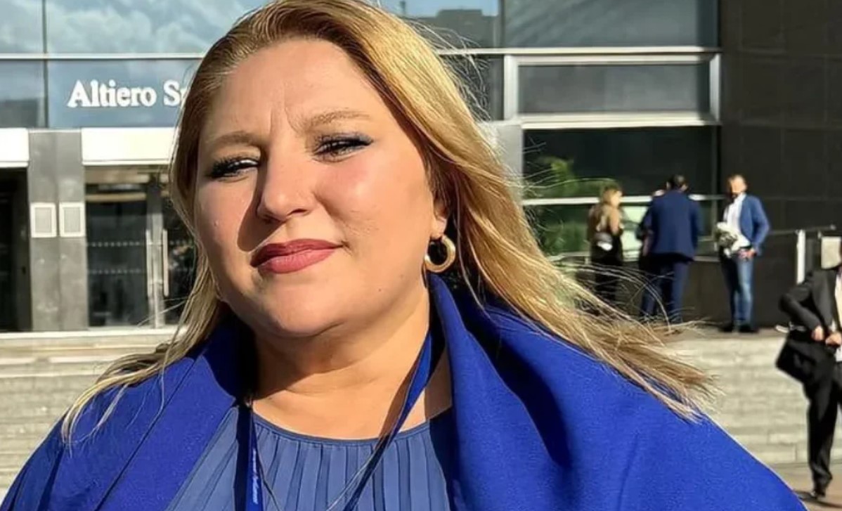 Șoșoacă poate da lovitura de grație