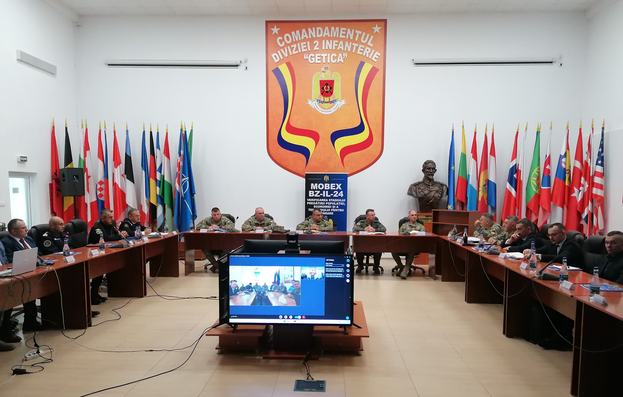 Sute de rezerviști în poligonul de trageri