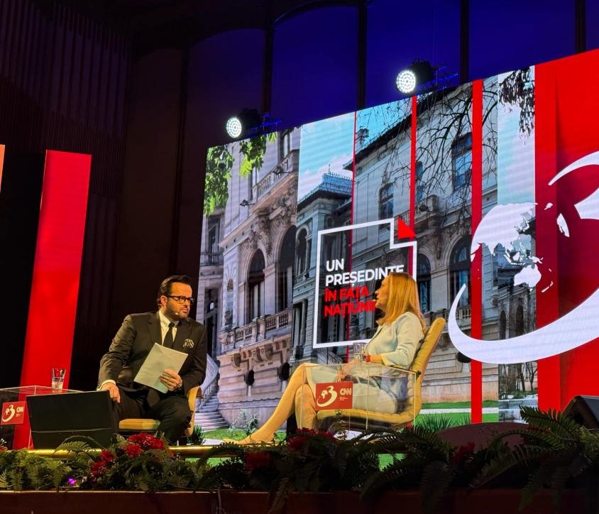 Râde lumea: „Valerica, nota 4! Stai jos!”