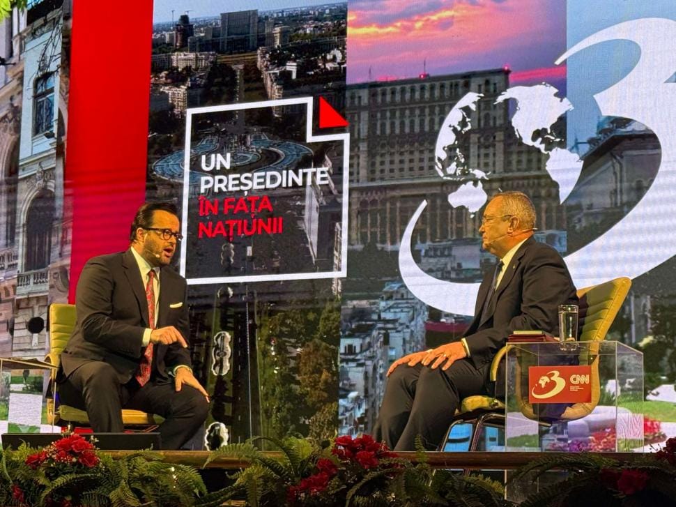 Ciucă recuperează în curtea lui Ciolacu