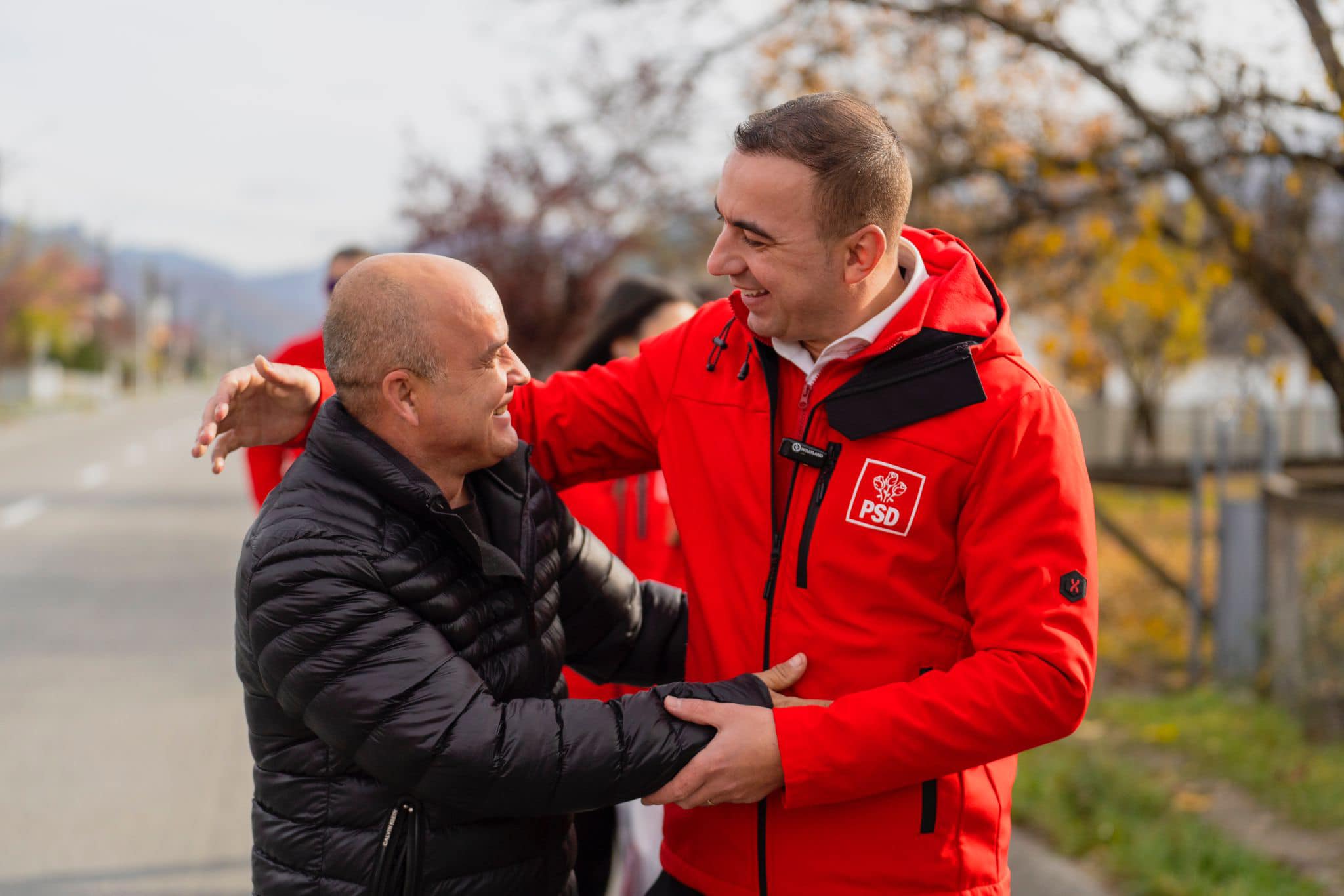 Cine este Bogdan Ivan, ministrul care prinde troli și boți