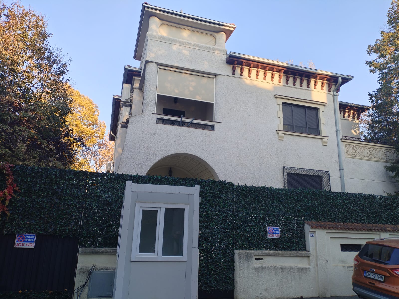 Când va fi desecretizat și palatul baronului Ciolacu?