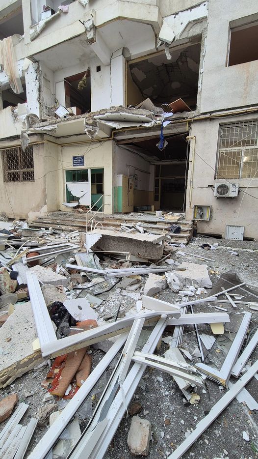 Explozie într-un bloc. Apartamente, autoturisme, dar și o grădiniţă, afectate