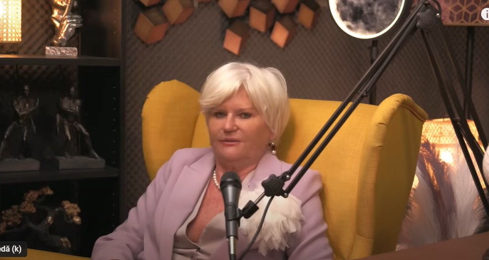 Monica Tatoiu, ironii la adresa unei „ministrese“