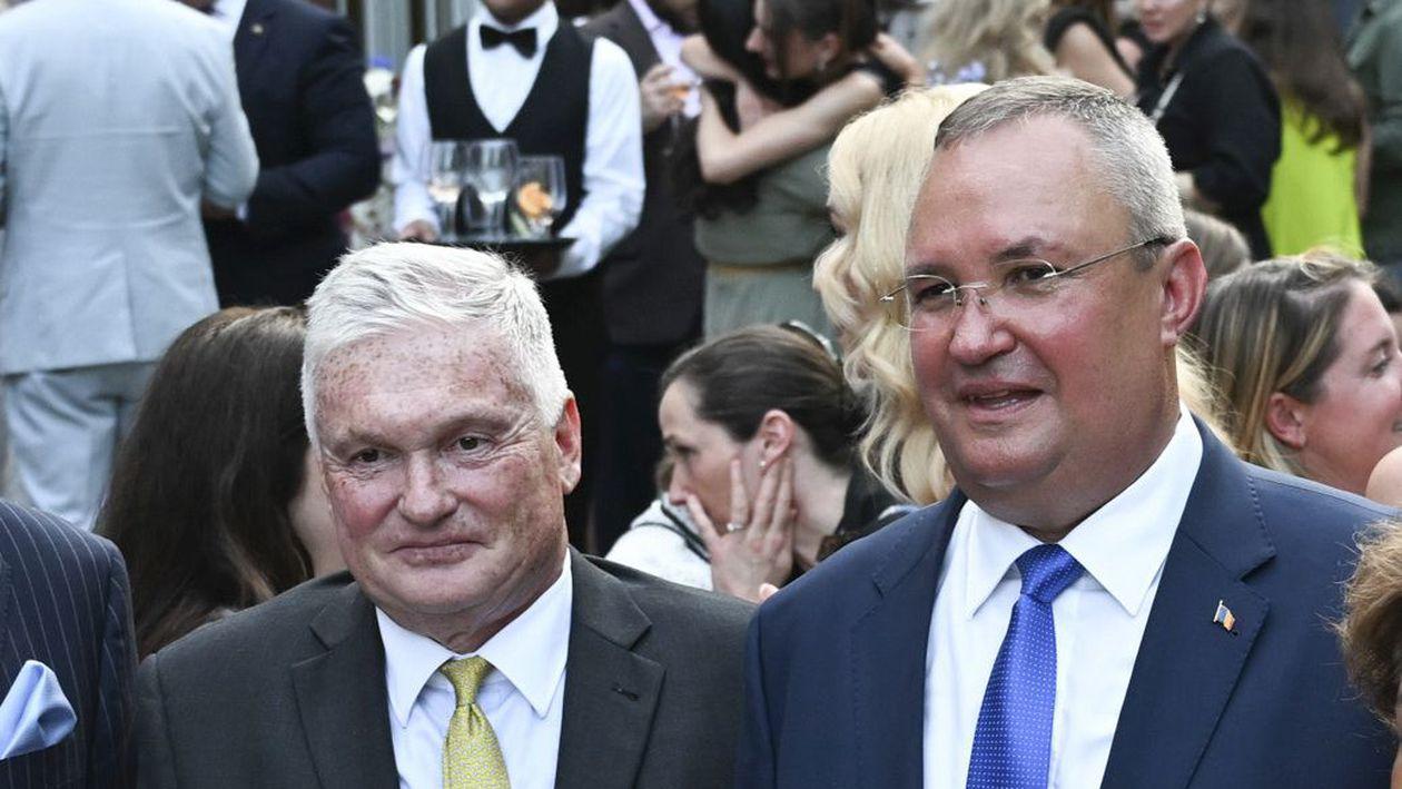 Zuckerman îl susține pe Ciucă. ”E timpul ca România să respingă socialismul„