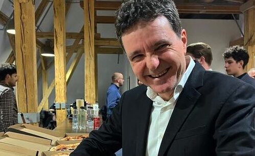 ”România onestă” a lui Nicușor Dan ar trebui să fie ”România modestă”