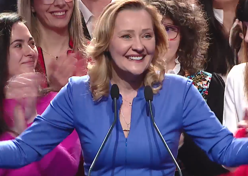 Blesteme după primul tur al prezidențialelor: ”Praful și pulberea să se aleagă…”