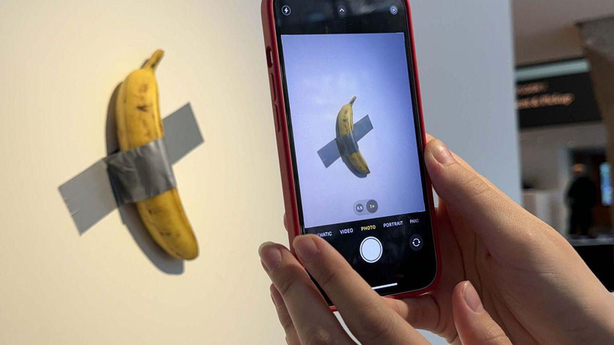 ”O parte din istoria operei de artă”