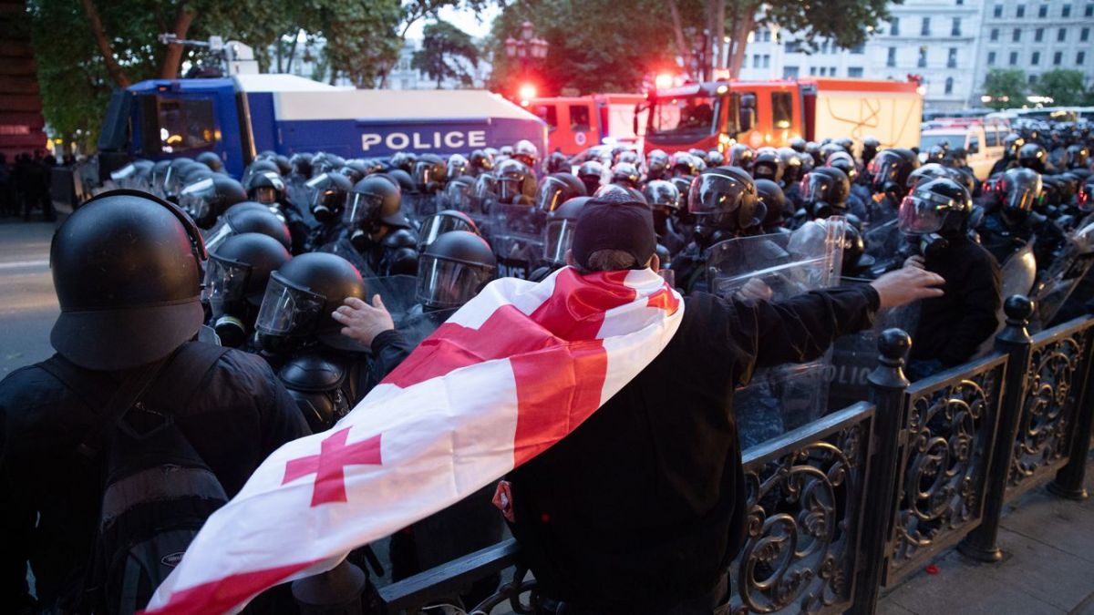 Criza postelectorală din Georgia: Peste 100 de arestări