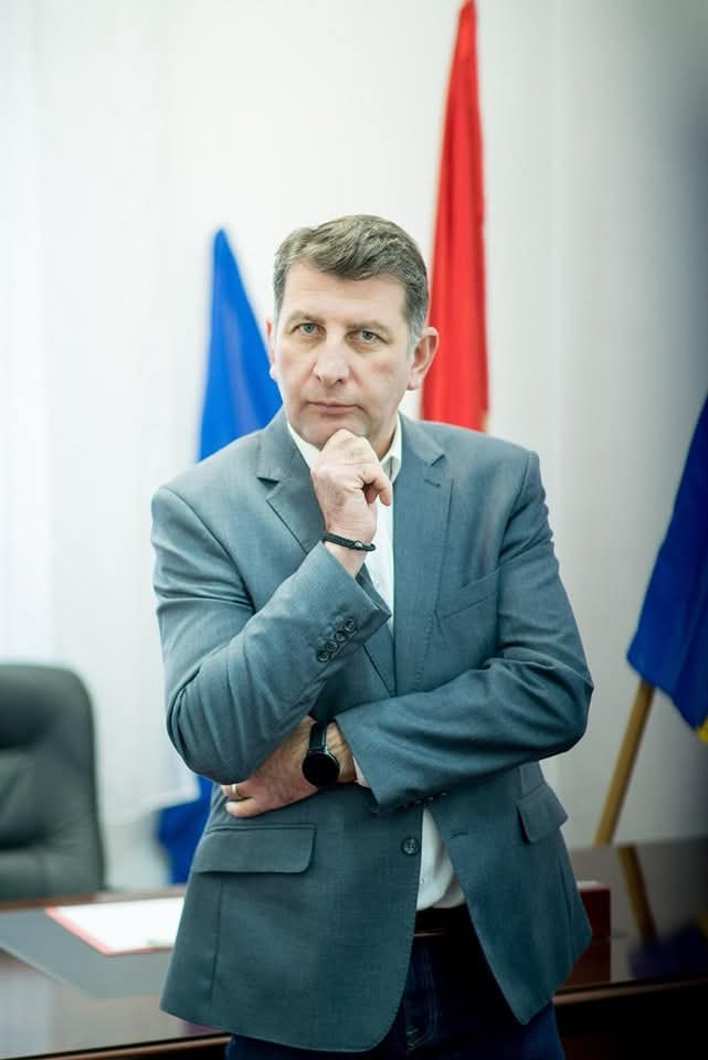 Schimbă funcțiile, dar nu părăsesc sistemul