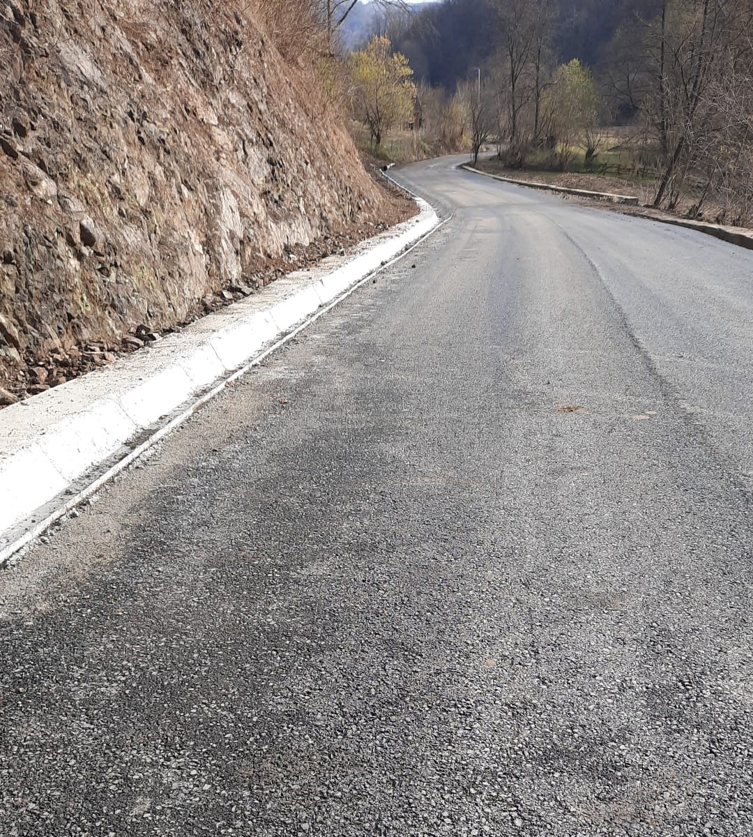 Ţara Moţilor şi Ţinutul Orăştiei, legate printr-un drum modernizat