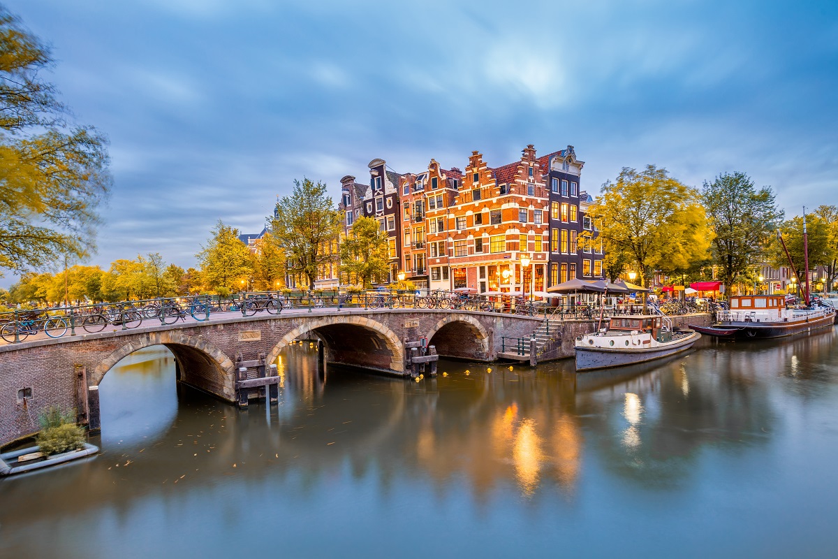 Top 5 cele mai pitorești trasee de explorat în Amsterdam