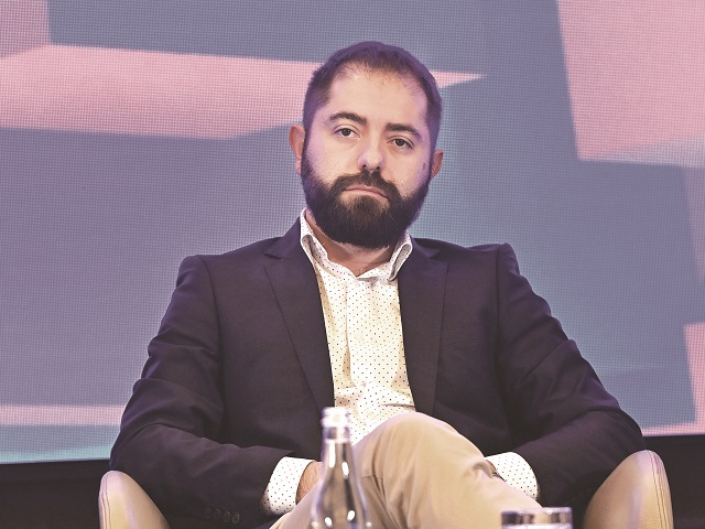 Burnete, consilierul lui Nicușor Dan: ”Ne cocoloșim prea mult”