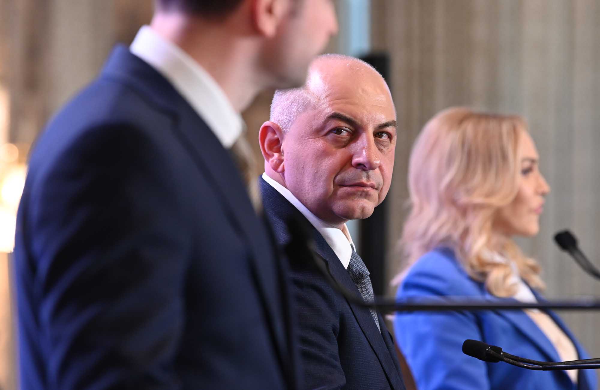 Cătălin Cîrstoiu intervine în criza politică