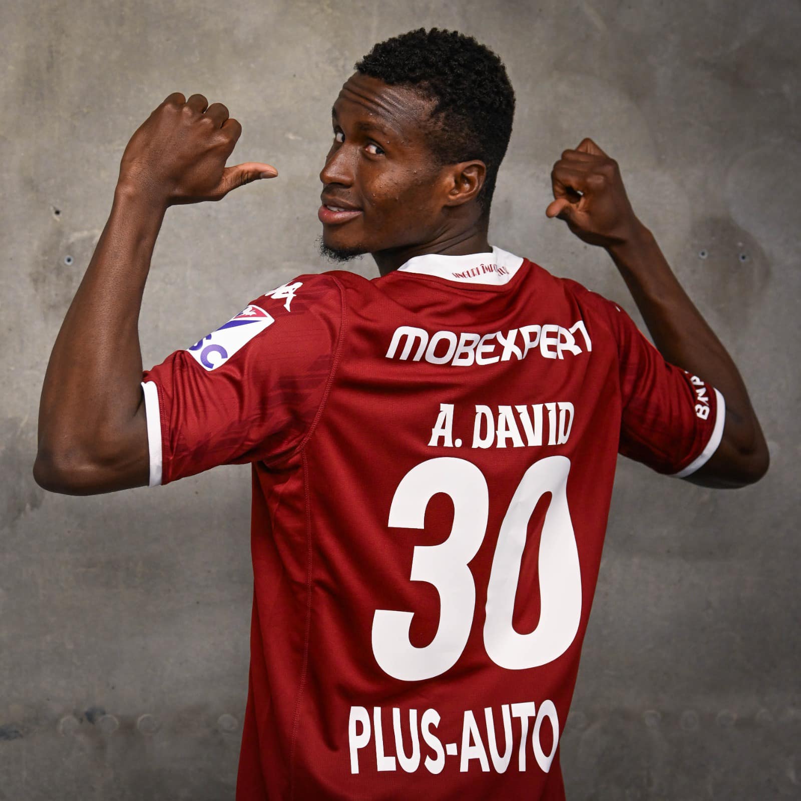 Primul jucător de la Genoa a venit la Rapid  