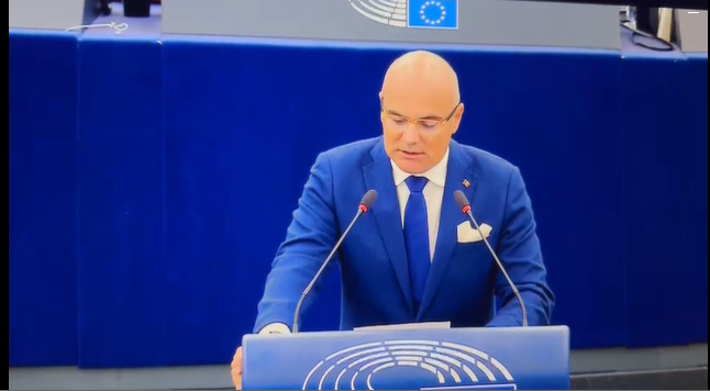 Rareș Bogdan. ”Am intrat într-o nouă eră. Cine nu înțelege dispare”