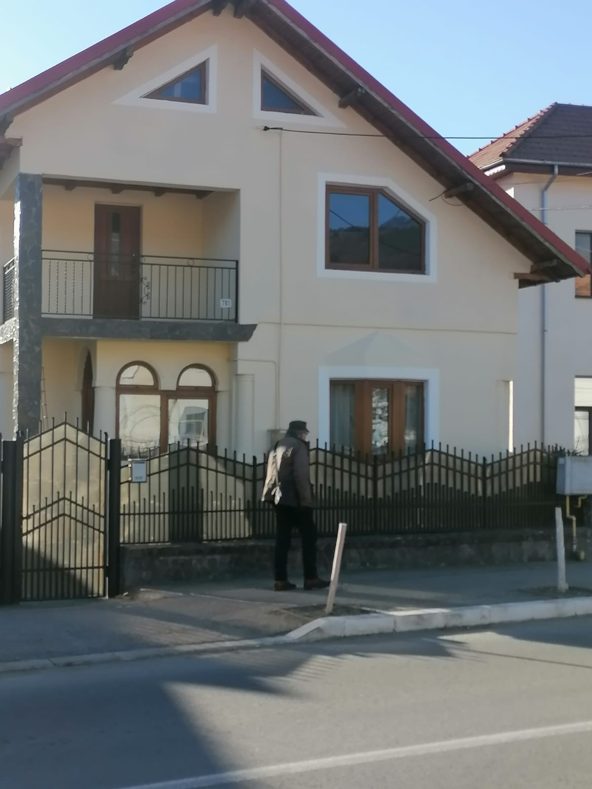 Acasă la cel mai puternic și temut om din România