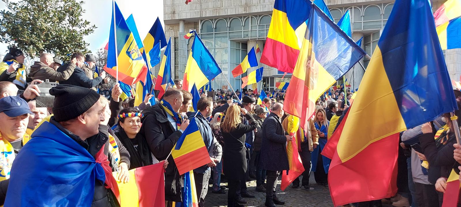 Discursul lașității și rațiunea violenței obiective