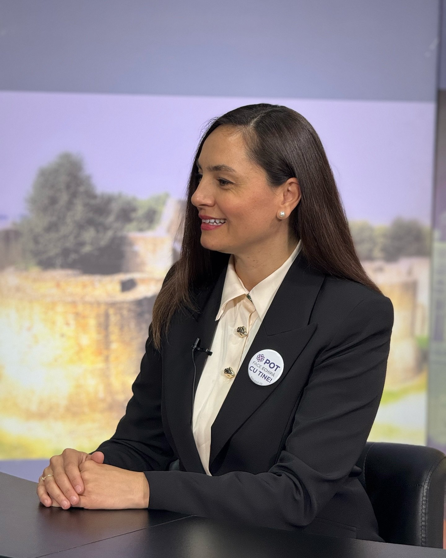 Parlamentari ademeniți cu bani