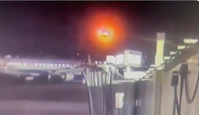 Avem noi detalii despre ciocnirea dintre avion și elicopter