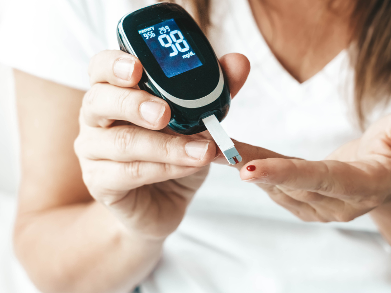 Cum alegi un aparat pentru măsurarea glicemiei potrivit?