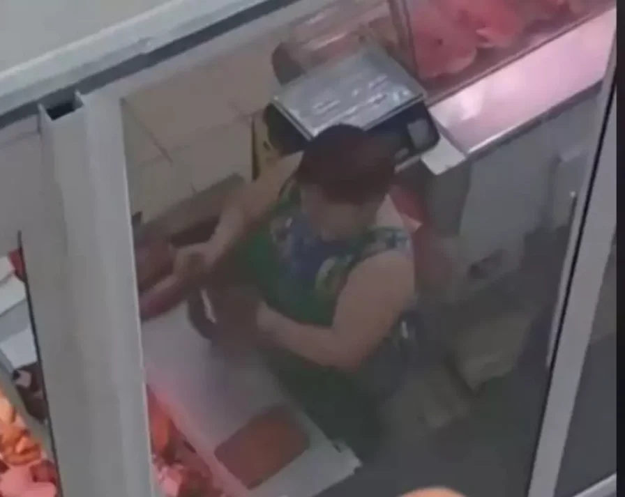 Cum se ”lustruiesc bine„ cârnații